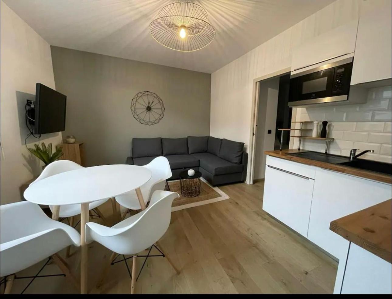 La Belle Echappee Apartment Lourdes Luaran gambar